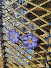 Load image into Gallery viewer, Beaded Flower Earrings - Violet
