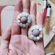 Load image into Gallery viewer, Light pastel earrings
