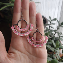 Load image into Gallery viewer, All you need is love - Geometric earrings
